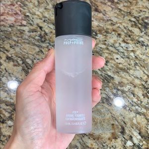 Gently used MAC Prep and Prime, Fix plus